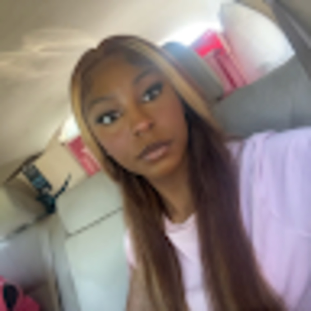 Meet your Posher, Miyiah